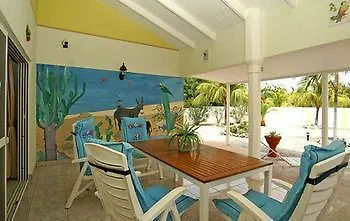 Belnem Villas 0*,